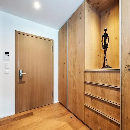 Luxury For 4 With Panorama Terrace & 5-star Access Apartman