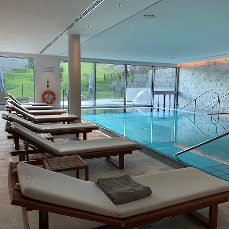 Luxury Davos Apt For 4 With Panorama Terrace & 5-Star Hotel Spa Access