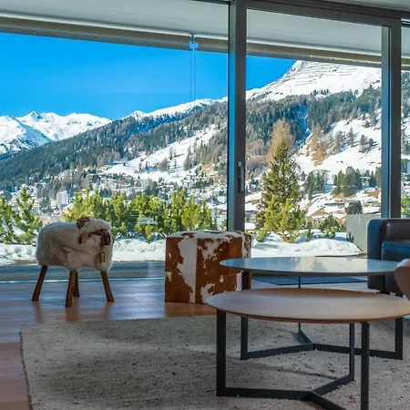 Luxury For 4 With Panorama Terrace & 5-star Access Davos