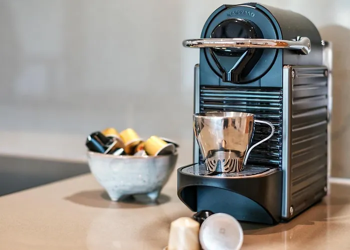 Luxury Davos Apt For 4 With Panorama Terrace & 5-Star Hotel Spa Access *