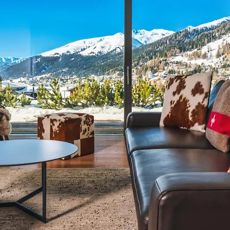 Luxury For 4 With Panorama Terrace & 5-star Access Davos